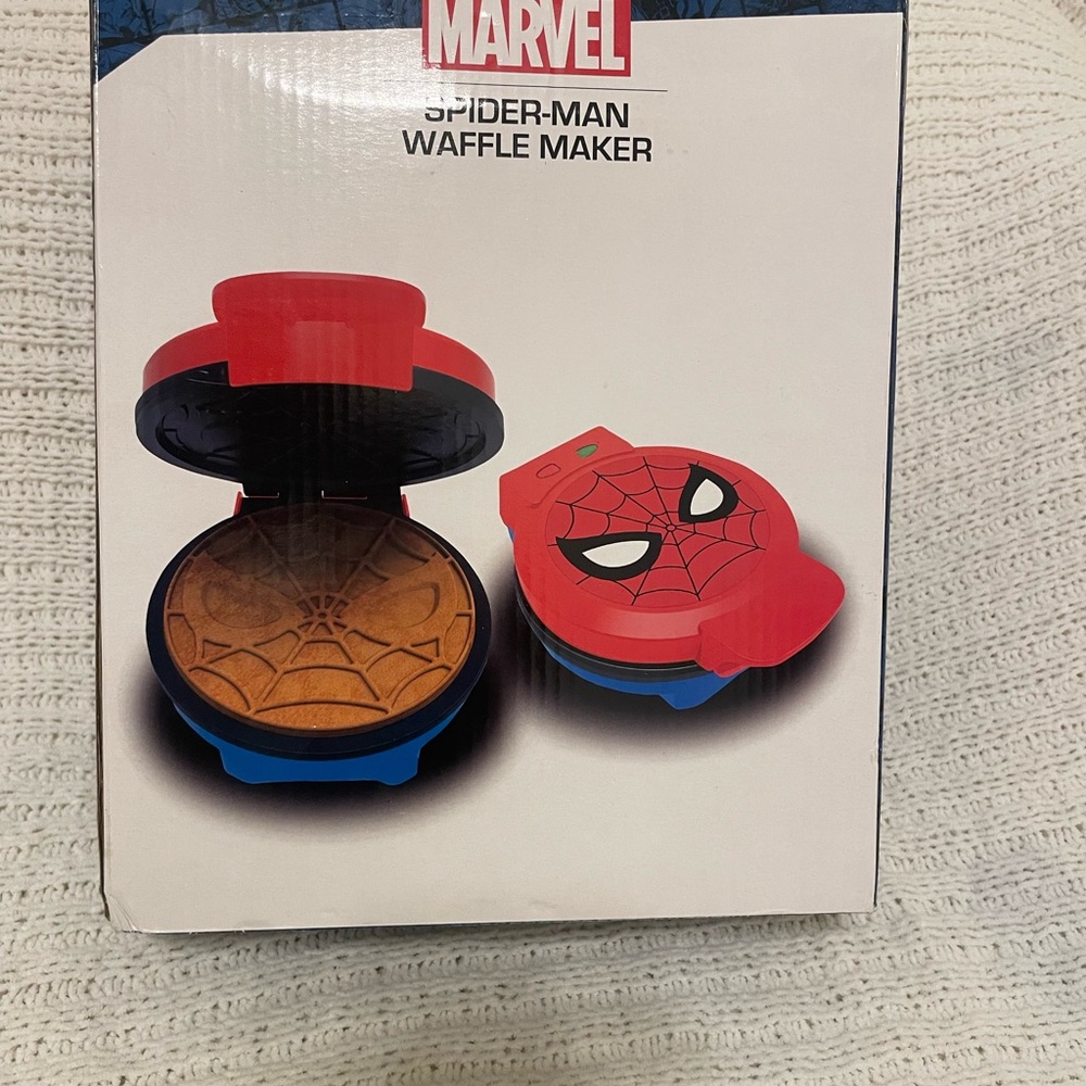 Marvel Spider-Man Red and Blue Waffle Maker